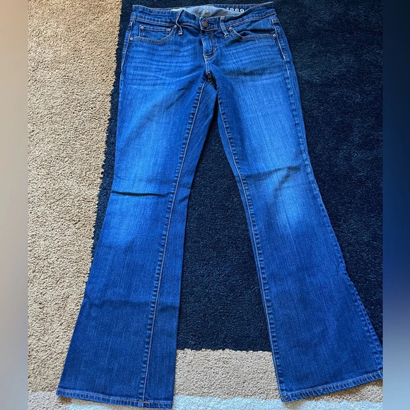 Curvy Bootcut Gap Jeans - Picture 2 of 6